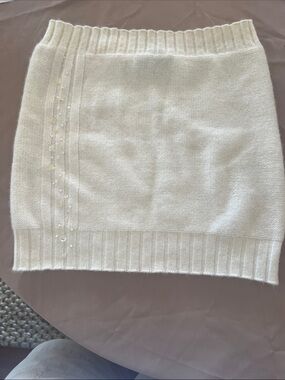 Cream Knit Crop Top with Subtle Sequin Detail
